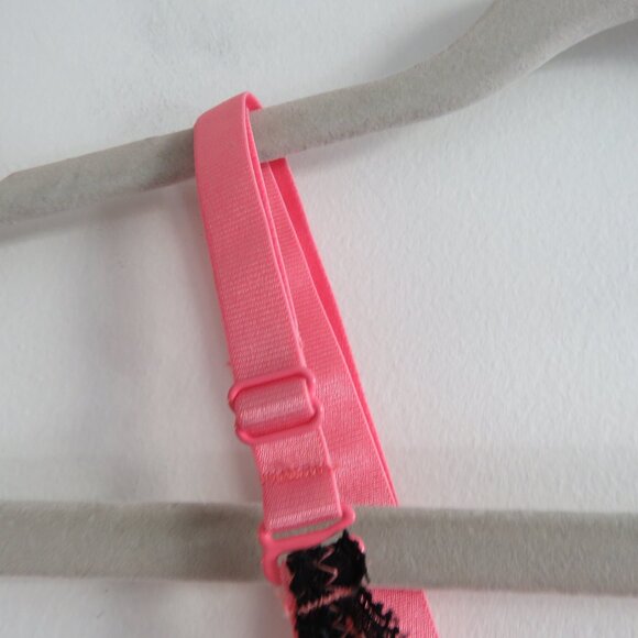 THE LITTLE BRA COMPANY Lucia Floral Lace Push Up Bra Licorice Raspberry 28B NWT - Picture 7 of 13